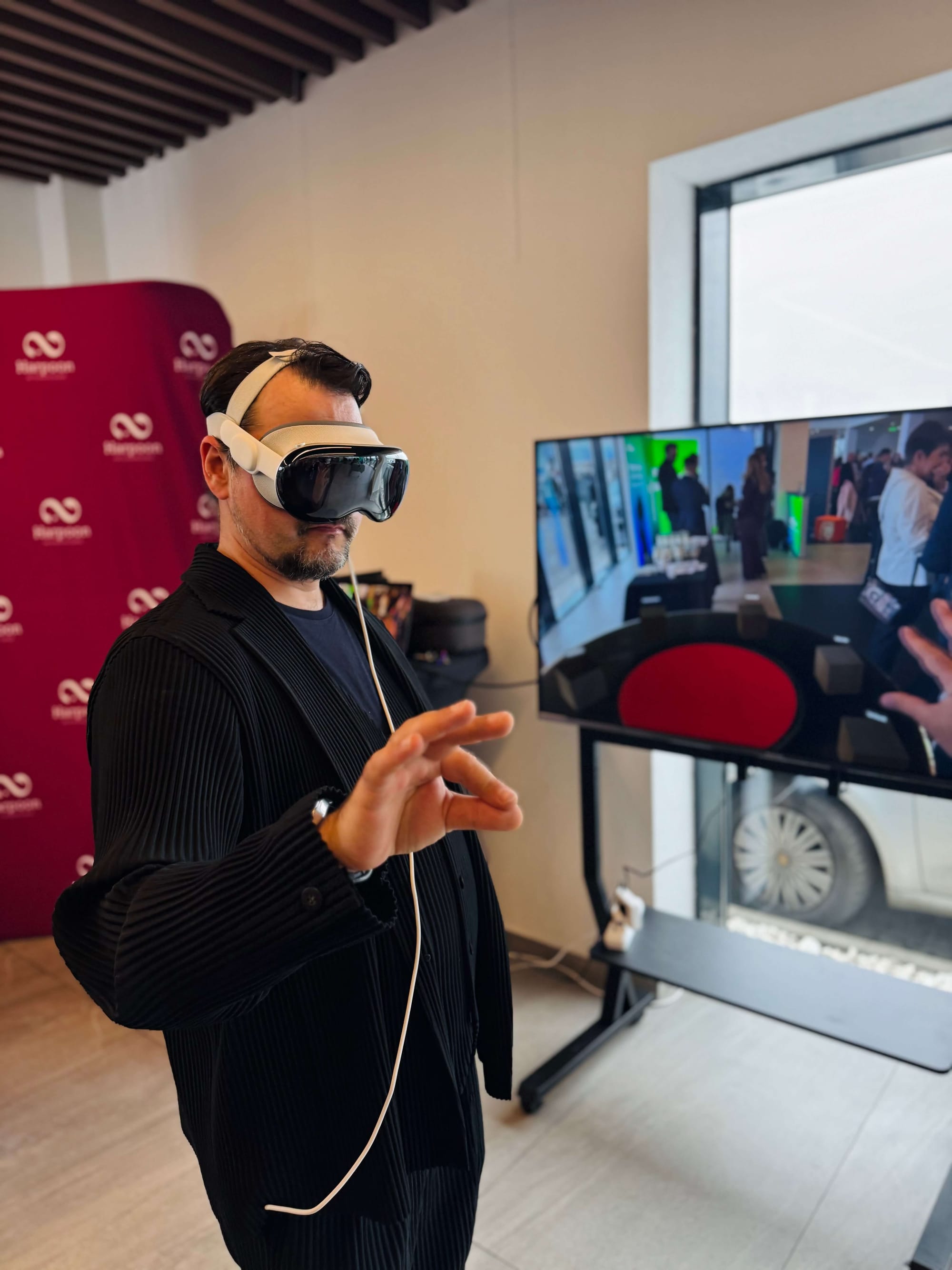 TEDxBaiaMare xPLORATORIU — spatial cubes on external display